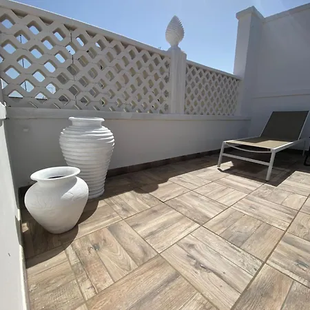 Stonehouse Oasis - Sant'isidoro *